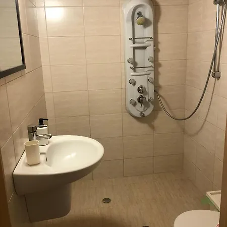 попската къща-възрожденски дух и съвременни удобства Hotel *